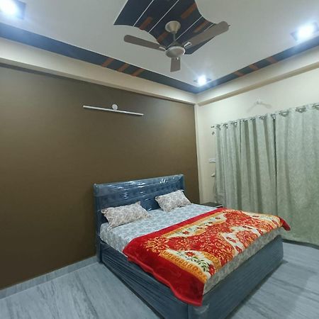 Hotel Sarvodaya Residency Ayodhya Zewnętrze zdjęcie
