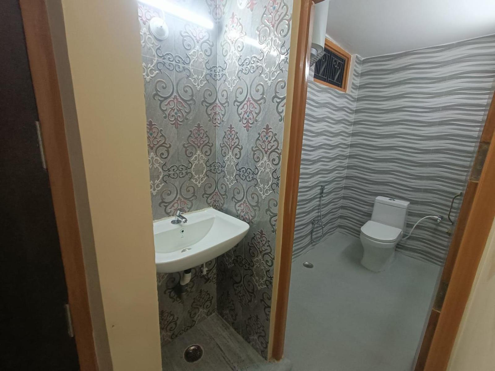 Hotel Sarvodaya Residency Ayodhya Zewnętrze zdjęcie