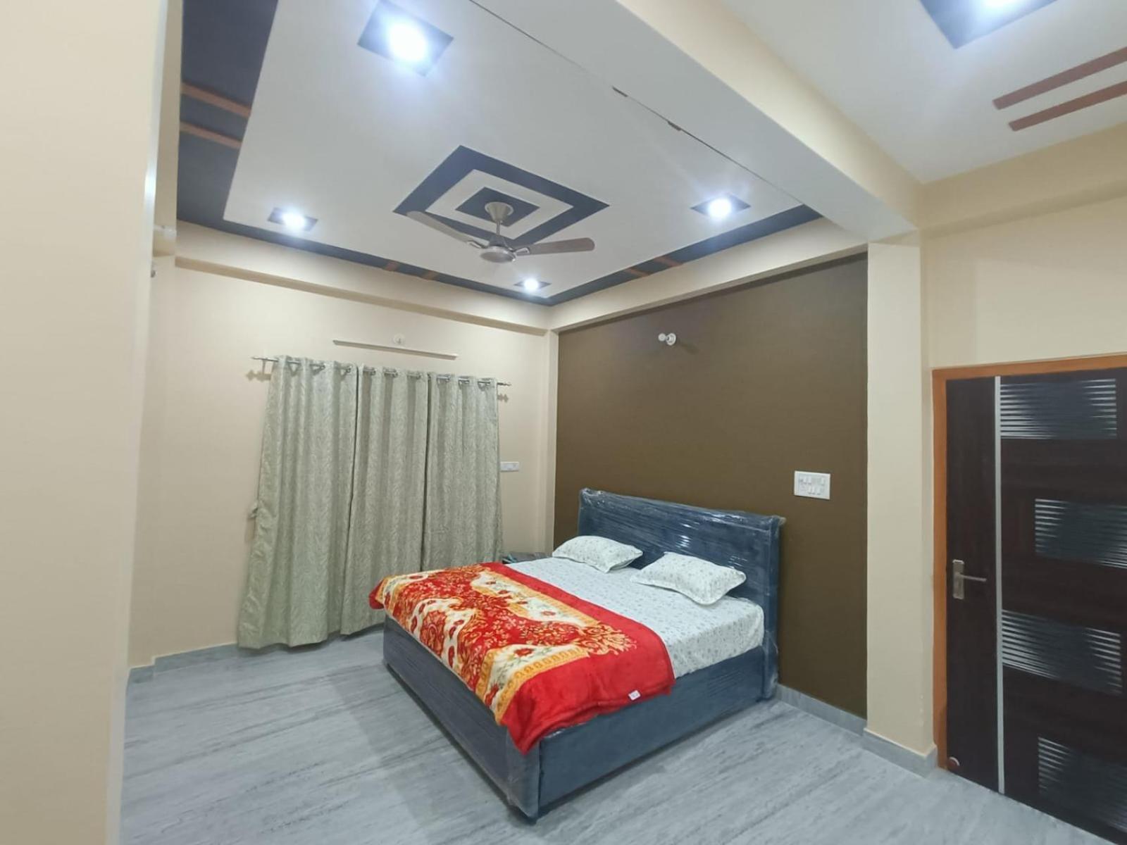 Hotel Sarvodaya Residency Ayodhya Zewnętrze zdjęcie